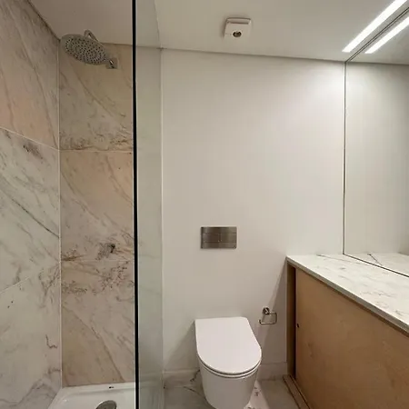 Privativo Com Varanda Hotel Lisbon
